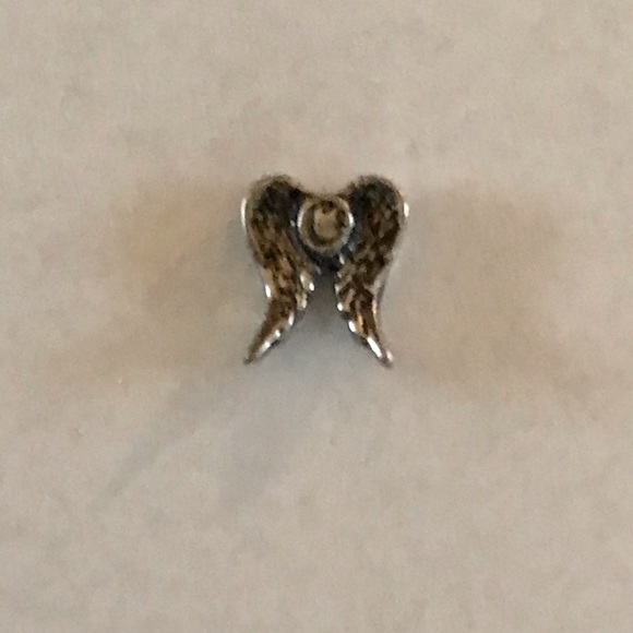 Silver Wings Charm - Picture 2 of 2